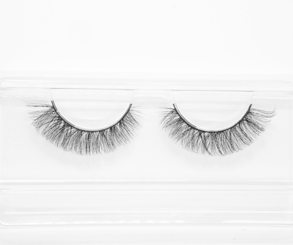 LUNA INFUSED LASHES